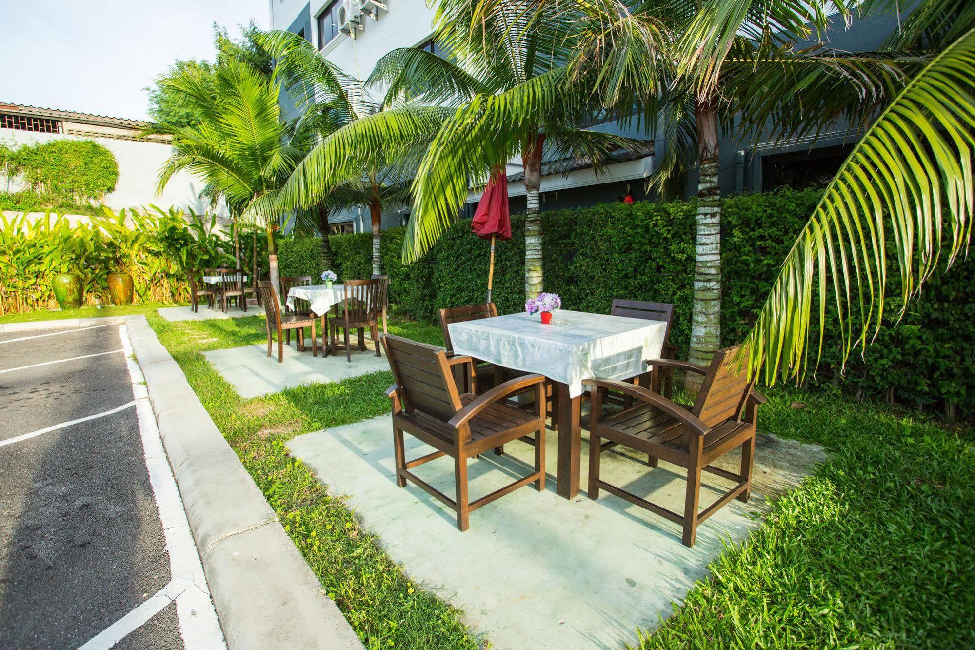 Airbest Gemtree Lampang Hotel Exteriér fotografie